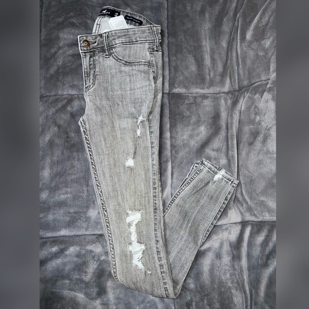 Hollister Jeans.